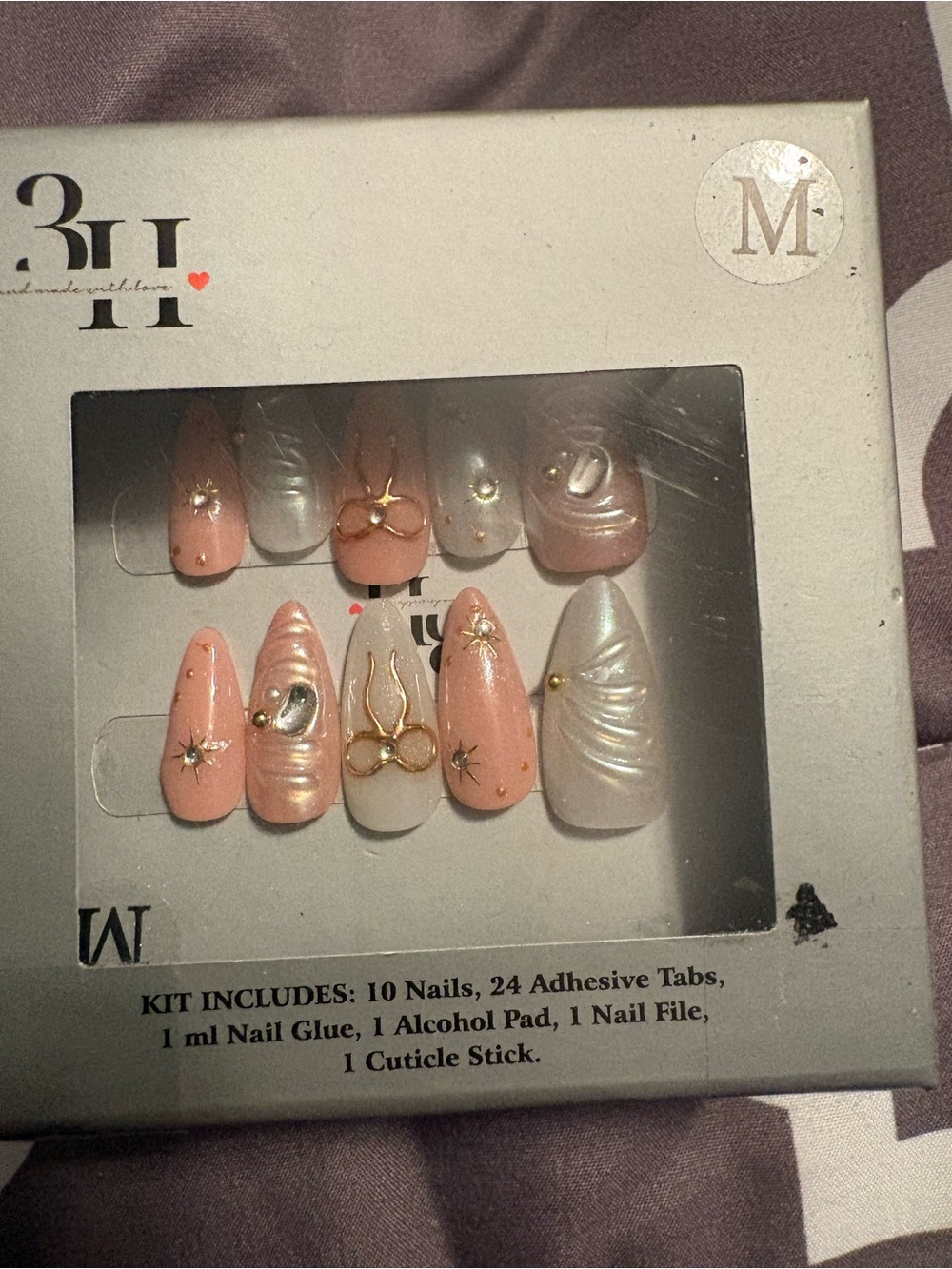Acrylic Nail Set — Pink & Pearl Accent
